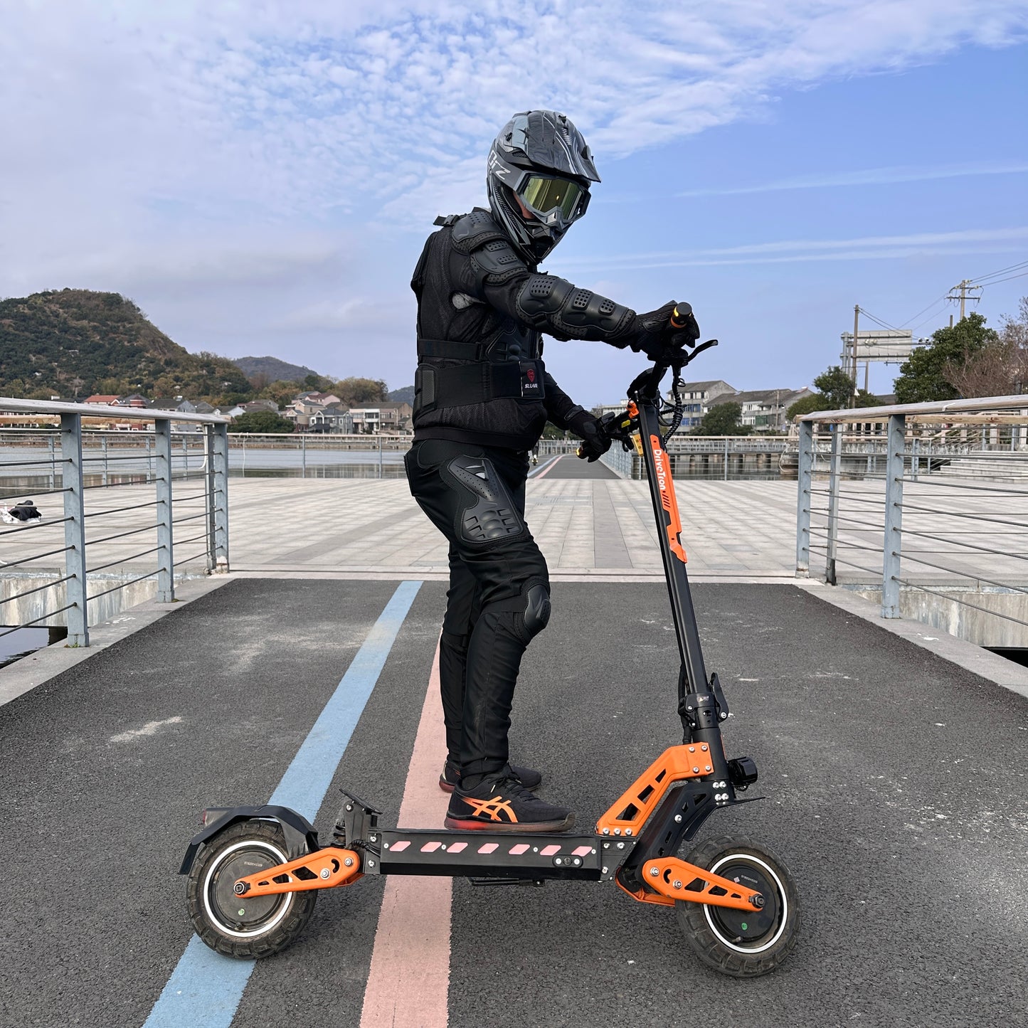 DriveTron DT01 Pro